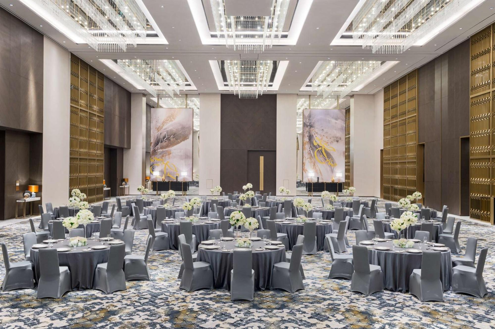Hotel Waldorf Astoria Kuwait à Koweït Extérieur photo The Grand Ballroom