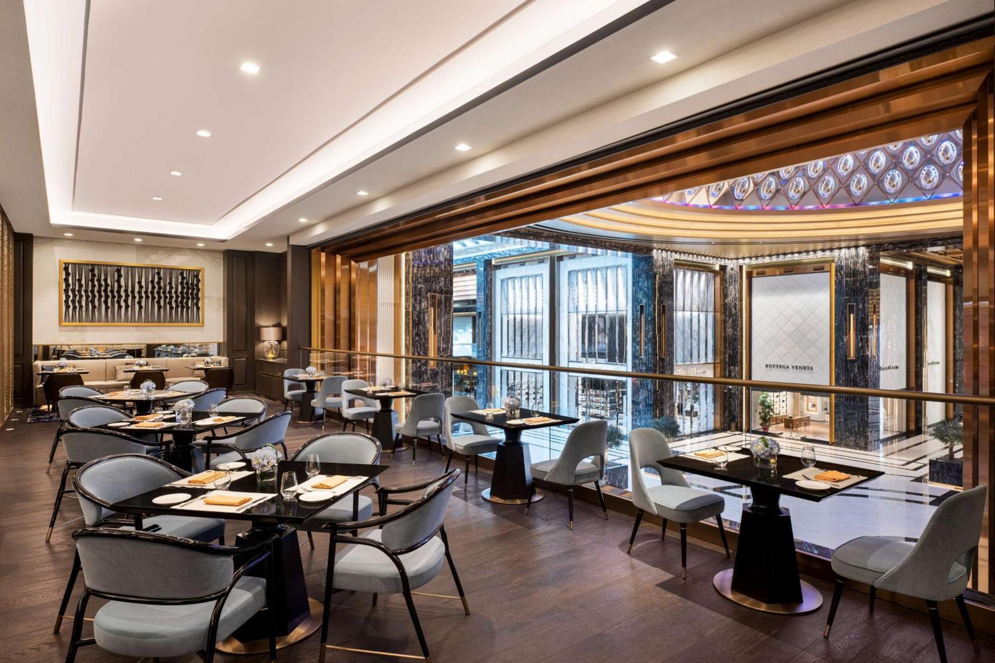 Hotel Waldorf Astoria Kuwait à Koweït Extérieur photo The interior of the restaurant